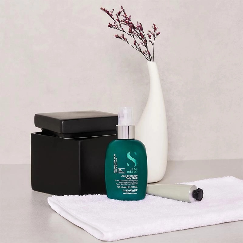 Alfaparf Semi Di Lino Reconstruction Anti-Breakage Daily Fluid for Fine Damaged Hair