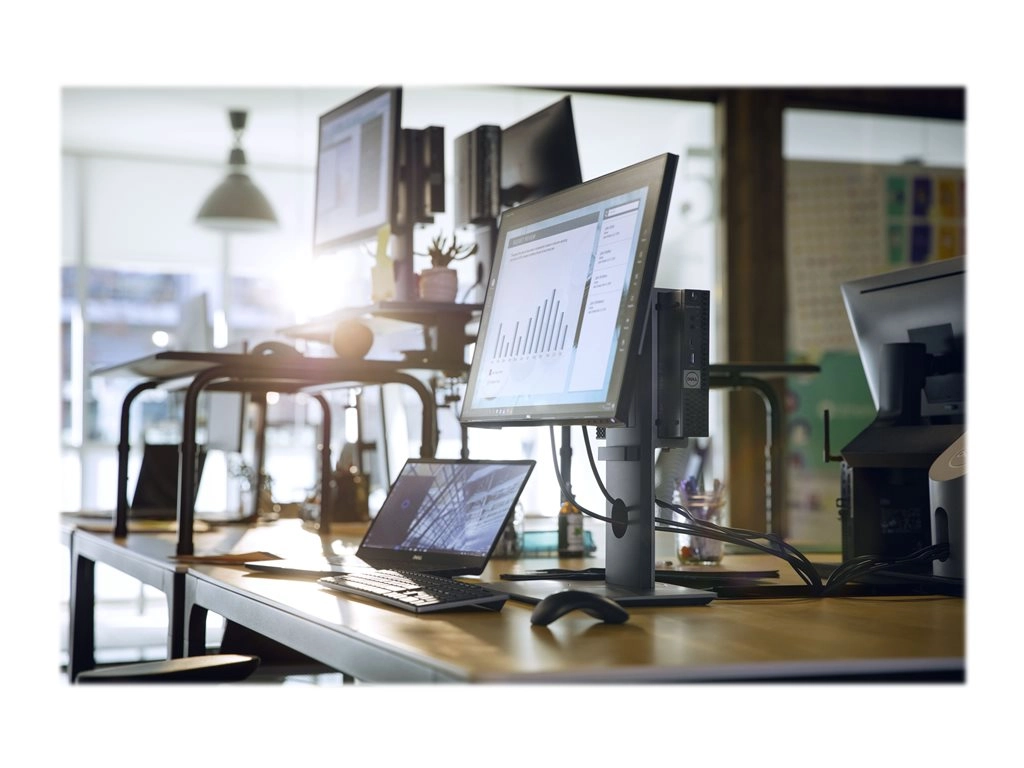 Dell TDSourcing OptiPlex 7060 - SFF - Core i7 8700 / up to 4.6 GHz - RAM 8 GB - HDD 500 GB - DVD-Writer - UHD Graphics 630 - 7P7R1