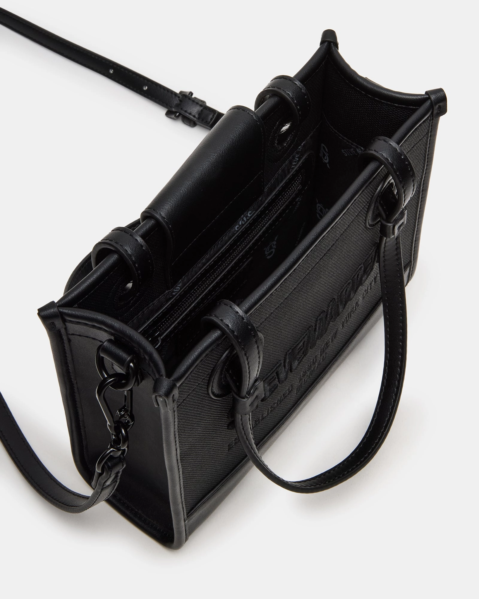 ERIS BAG BLACK/BLACK