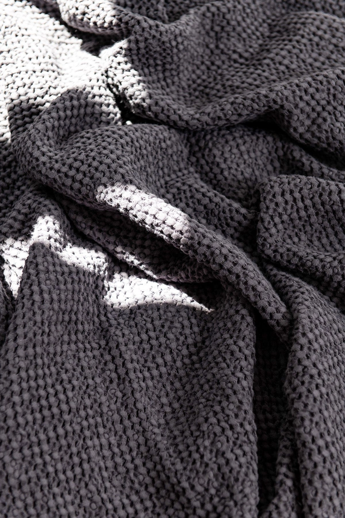 Linen Waffle Blanket | Charcoal