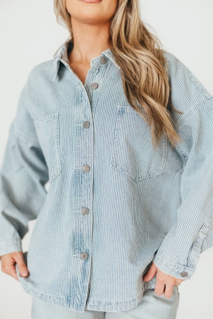 Macie Jean Jacket in Denim/White