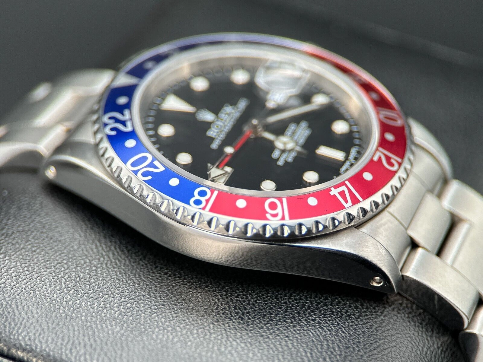 Rolex GMT-Master 16700 Pepsi Stainless Steel Oyster Automatic Watch