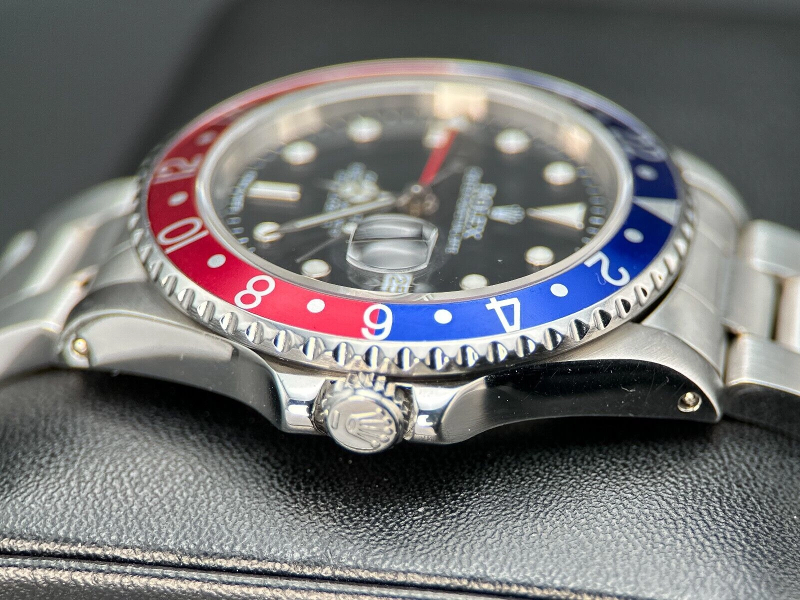 Rolex GMT-Master 16700 Pepsi Stainless Steel Oyster Automatic Watch