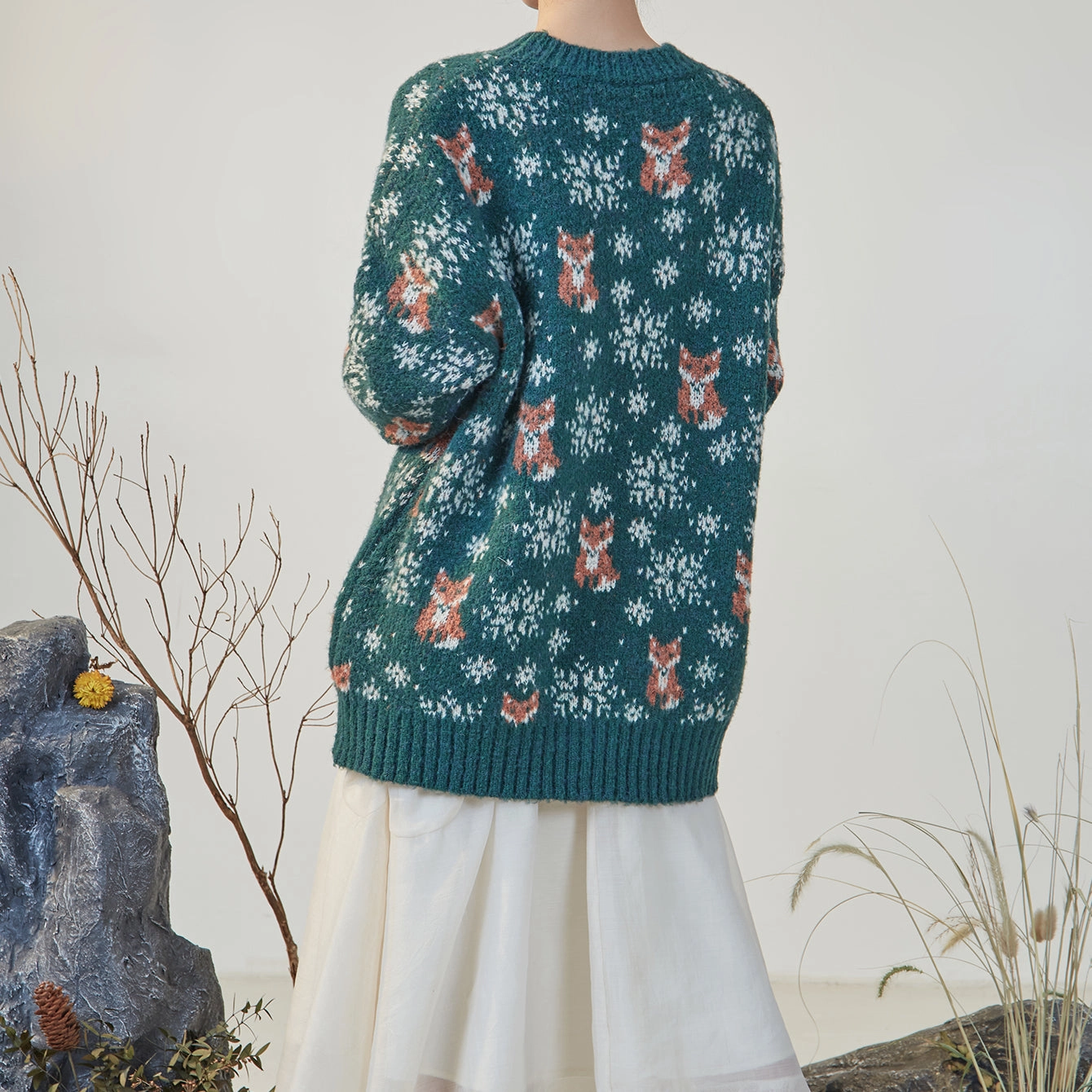 Winter Fox Sweater (3 Colors)